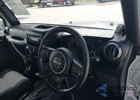 2011 Jeep Wrangler Unlimited Sport Rhd z USA, uszkodzony, nr VIN 1J4BZ3H18BL507348